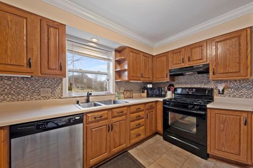 2115 Kaske Dr, Saint Louis MO 63125-2763 exterior