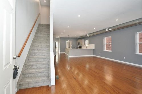 210 Ophelia St, Pittsburgh PA  15213-4230 exterior