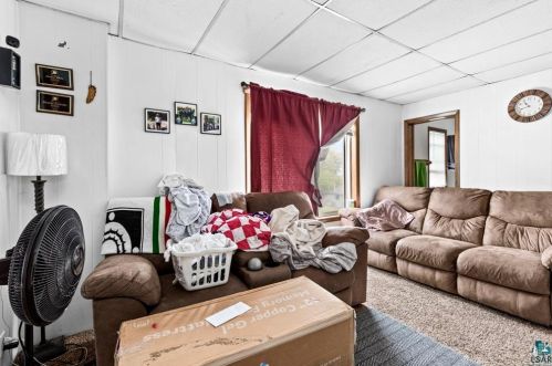 1828 London Rd, Duluth MN 55812-2039 exterior