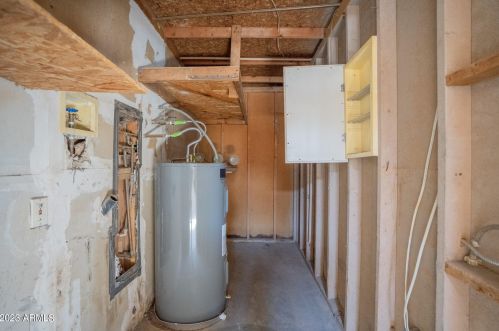 3645 69th Ave, Phoenix AZ 85033-4403 exterior