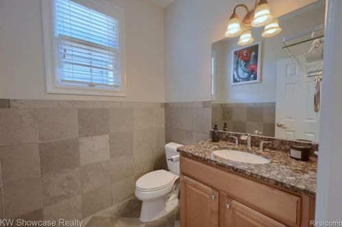 966 Smith Ave, Bham MI  48009-4709 exterior