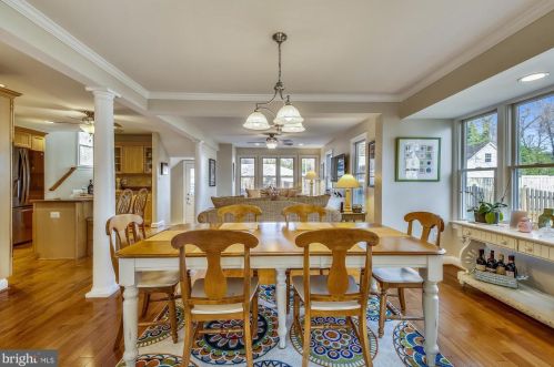 721 Brent Rd, Rockville MD 20854-1782 exterior