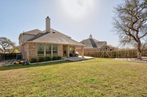 829 Catalina Ln, Austin TX 78737-4715 exterior