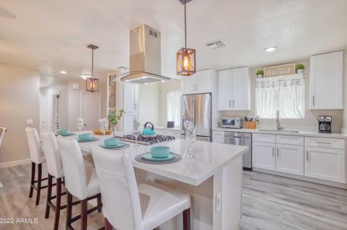 4725 14th Ave, Phoenix AZ  85013-2411 exterior