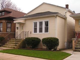 3703 56 Pl, Chicago IL  60629-3825 exterior