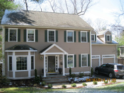 138 Day St, Newton, MA 02466-2922