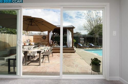 1278 Marlboro Ct, Concord CA 94521-3407 exterior