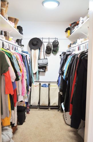 4206 Ridgewood Ln, Milwaukee WI 53221-1094 exterior