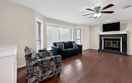 13501 Northshore Dr, Montgomery TX 77356-5371 exterior