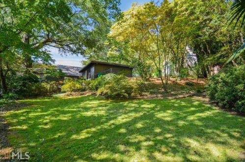 1261 Bernadette Ln, Atlanta GA 30329-3401 exterior