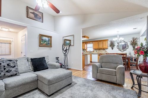 2862 Oakwilde Ct, Lithonia GA 30039-4914 exterior