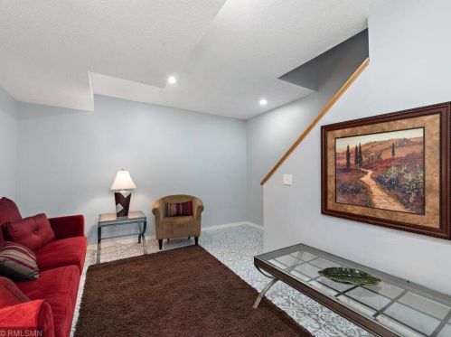 14369 St, Saint Paul MN 55124-5147 exterior