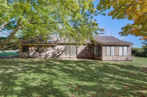 4714 Billingsgate Ln, Bull Valley IL 60098-8748 exterior