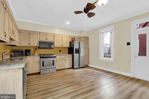 205 High St, Hanover PA  17331-2911 exterior