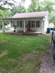 1924 Ash Ave, Independence MO  64052-2068 exterior