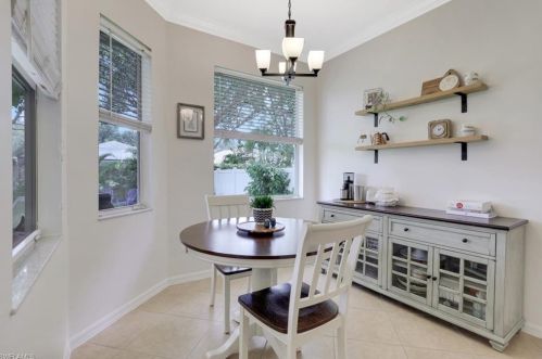 8392 Laurel Lk Blvd, Naples FL 34119-9794 exterior