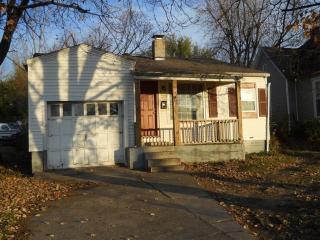 826 National Ave, Springfield MO  65802-3648 exterior