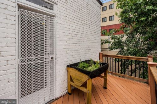 1422 Monroe St, Washington DC 20017-2916 exterior