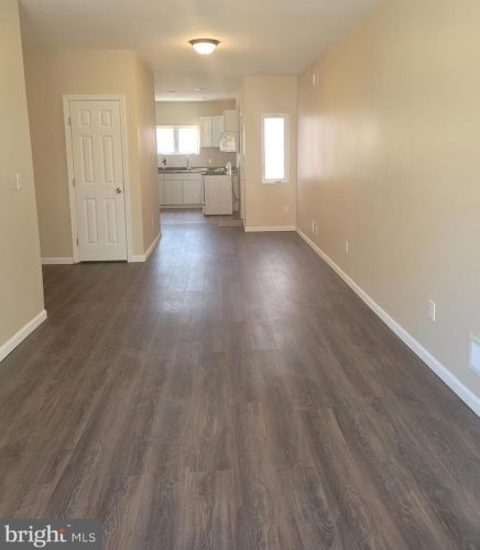 76 Hart Ave, Trenton, NJ 08638-5133