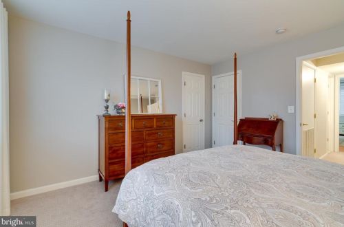 5262 Maris Ave, Alexandria VA exterior