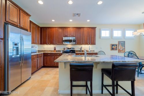 1094 Night Heron Dr, Green Valley AZ 85614-6016 exterior