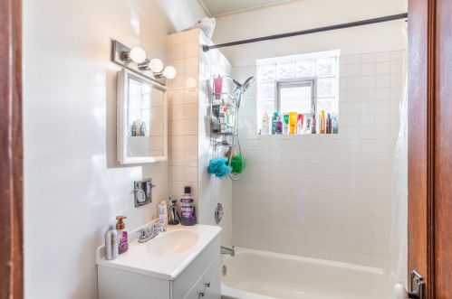 2508 46 Pl, Chicago IL 60609-4402 exterior