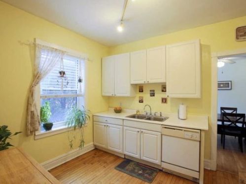 923 Sheridan Rd, Chicago IL  60613-5048 exterior