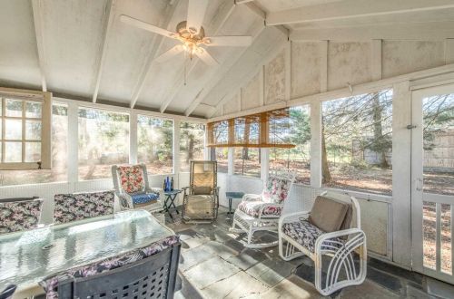 107 Bedell Rd, Poughkeepsie NY 12603-1041 exterior