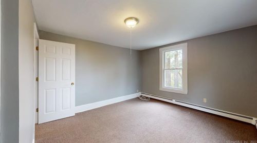 226 Farmington Ave, New Britain CT 06053-2932 exterior