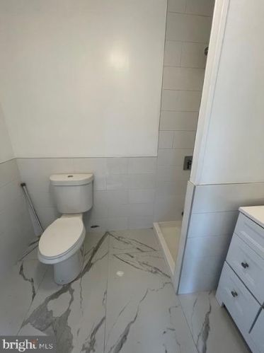 4359 Frankford Ave, Philadelphia PA  19124-3925 exterior