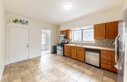 2543 Lotus Ave, Chicago IL 60641-3224 exterior