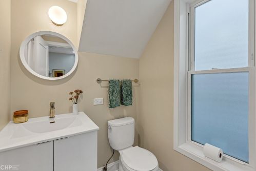 3430 Shakespeare Ave, Chicago IL 60647-3917 exterior