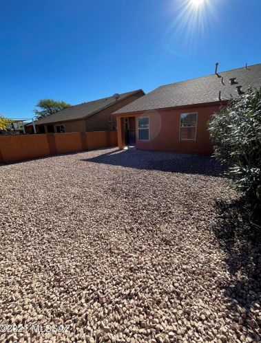 2153 Calle Sierra Del Manantial, Tucson AZ 85706-5051 exterior
