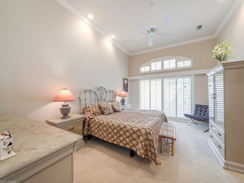 5795 Persimmon Way, Naples FL 34110-2320 exterior