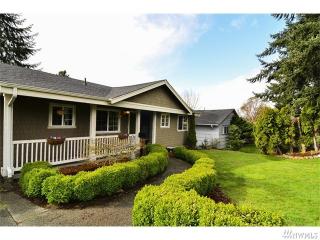 11515 29 Ave, Seattle WA  98146-3460 exterior