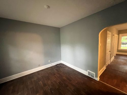 3174 11th St, Milwaukee, WI 53215-4734