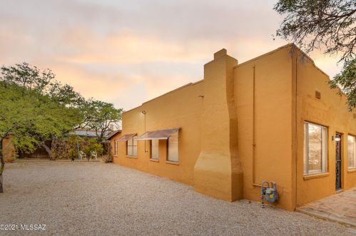 2814 Presidio Rd, Tucson, AZ 85716-1524