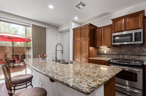 28705 21st Ave, Phoenix AZ 85027-3419 exterior