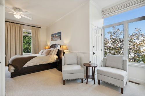 2759 Bosworth Ave, Chicago IL 60642-2341 exterior