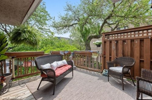 6738 Ashland Ave, Chicago IL 60643-5012 exterior