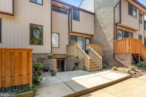 1758 Westwind Way, Mc Lean VA 22102-1612 exterior