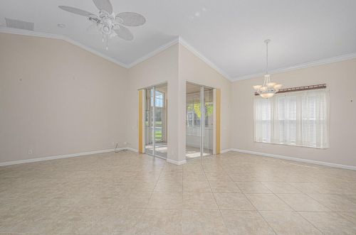 312 Treeline Trce, Fort Pierce FL 34986-2652 exterior