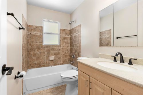 6004 Bamboo Dr, Fort Pierce FL 34982-3776 exterior