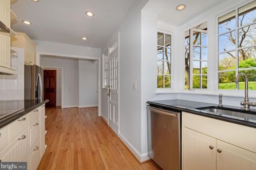 1835 Upshur St, Washington DC 20011-5351 exterior