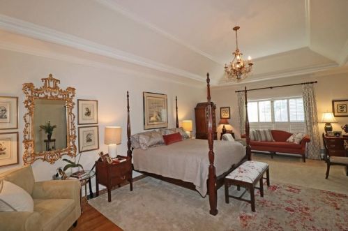 115 Grosvenor Pl, Atlanta GA 30328-4851 exterior