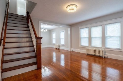 139 Berkshire Ave, Springfield MA  01109-1749 exterior