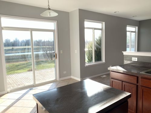 6601 Old Plank Blvd, Matteson IL 60443-1696 exterior