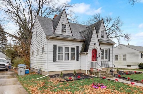 5946 40th St, Milwaukee WI  53209-3923 exterior