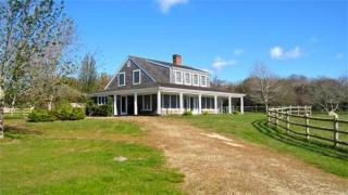 8 Tanglevine Rd, Chilmark, MA 02535-1737
