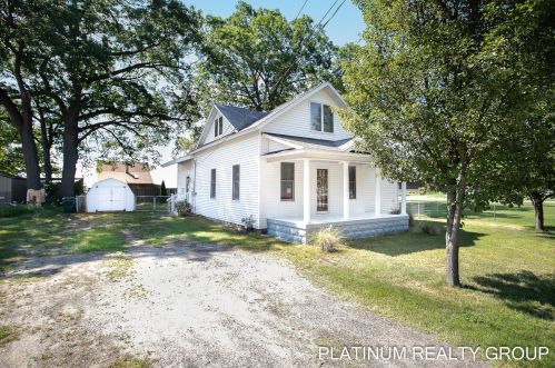 1117 Central Ave, Meskegon, MI 49445-2948